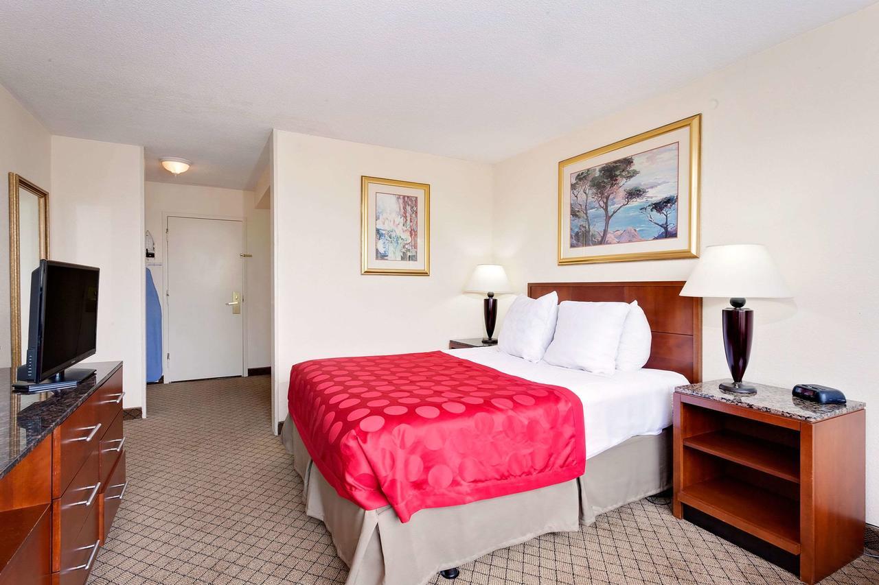 Hotel Ramada By Wyndham Fishkill Exteriér fotografie